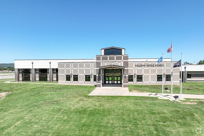 Sallisaw Middle School is highly rated with an A- on Niche.
