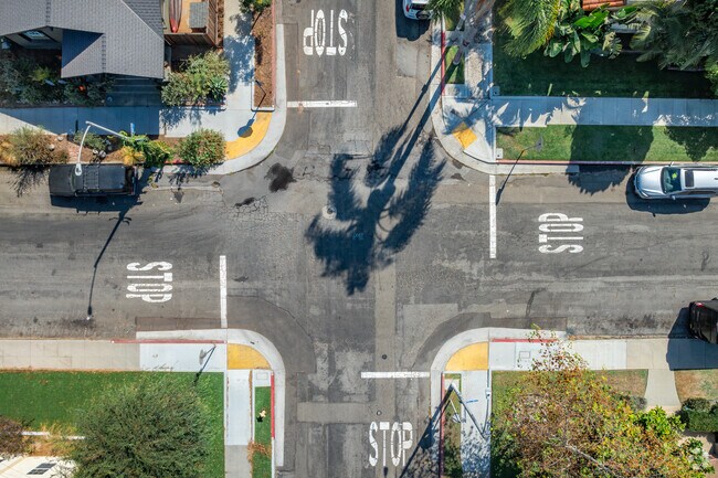 Recreation Park is a walkable neighborhood with shops and restaurants nearby.