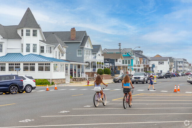Grab a beach cruiser and head to Bradley Beach.