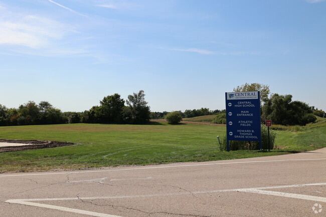 Howard B Thomas Grade School is very close to a few other schools.