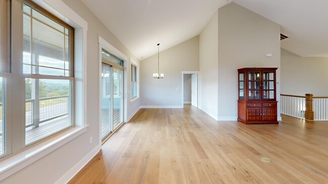 Pinnacle 2 - 4BR,3BA - 2,864SF