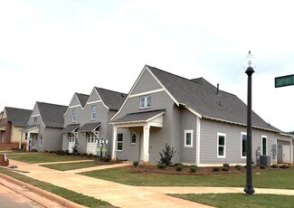 1757 Woodland Pines Ln, Auburn, AL 36830