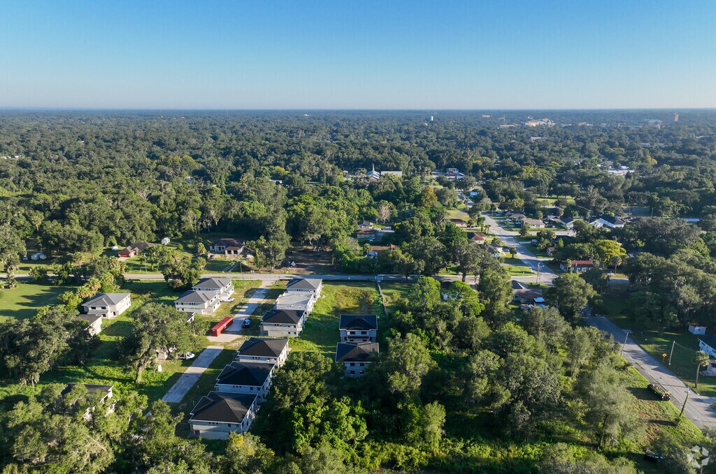 DeLand Southwest is a suburban community in the city of DeLand, FL.