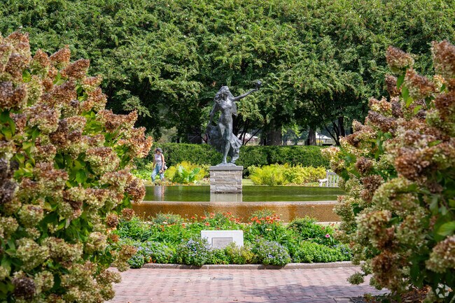Colonial Acres is home to the beloved Memphis Botanic Gardens.