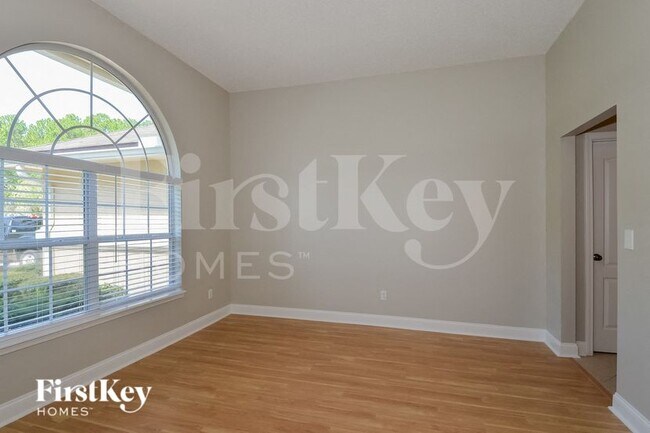 112 Glen Oaks Dr, Saint Johns, FL 32259 - photo 5