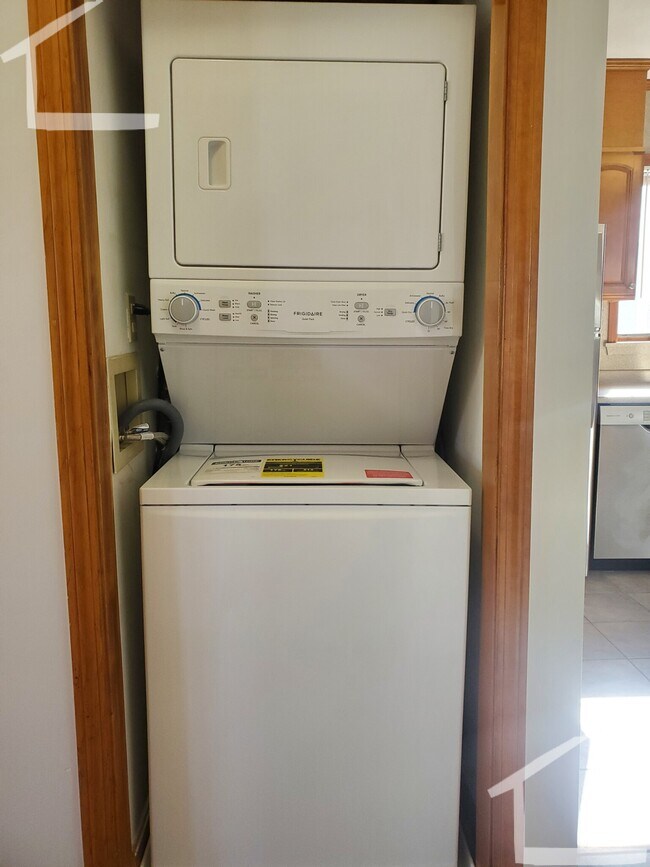 31 Montfern Ave unit 2, Brighton, MA 02135 - photo 3