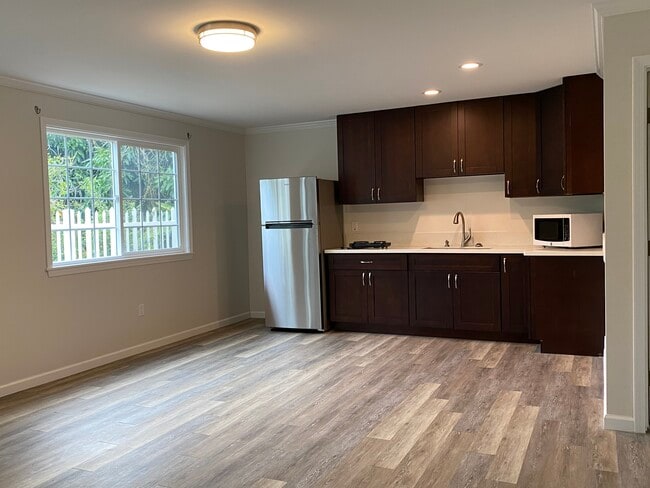 1253 Ekaha Ave, Honolulu, HI 96816 - photo 2