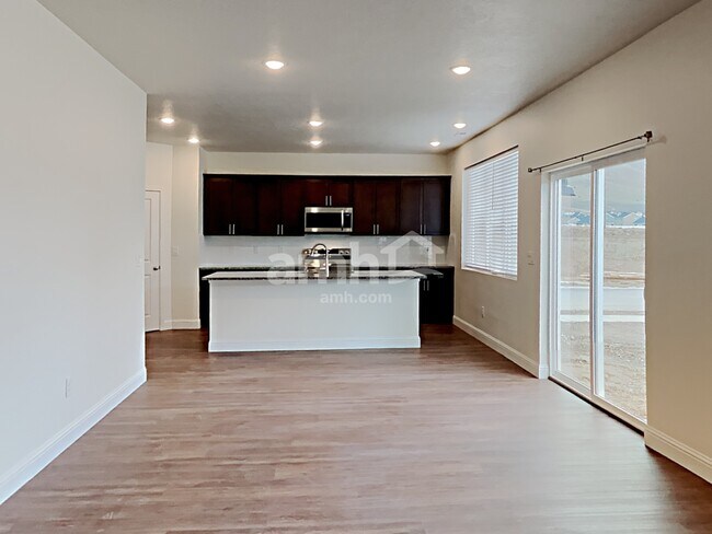 2440 E Surry Way, Eagle Mountain, UT 84005 - photo 6