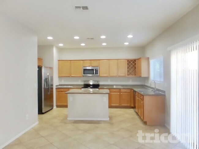 9526 N 81st Dr, Peoria, AZ 85345 - photo 5