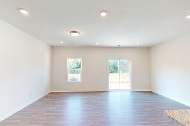 733 Earhart St unit 36169428, Concord, NC 28027 - photo 2