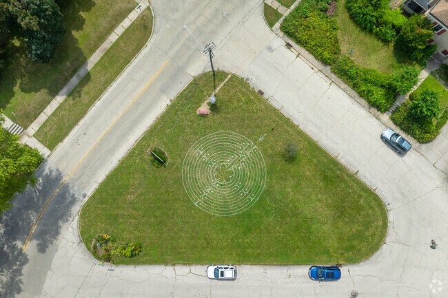 Bennett Triangle is aptly named after it's small triangular plot.