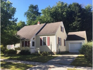 47 Thibault Pkwy, Burlington, VT 05401