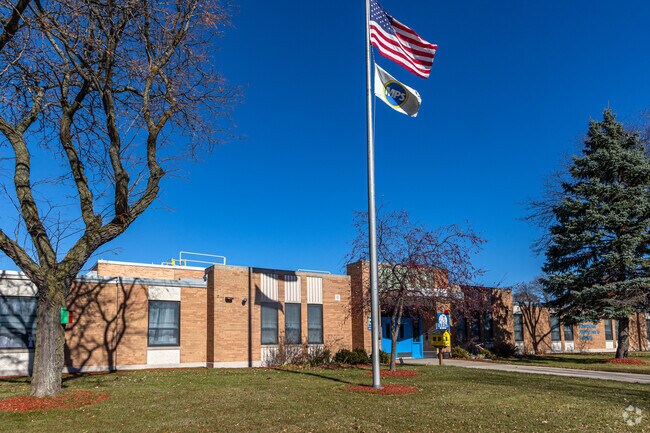 IDEAL School is an ideal place to send your younger kids.