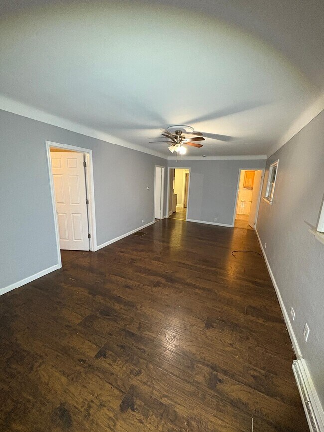 261 Spring Grove Ave, Toledo, OH 43605 - photo 6