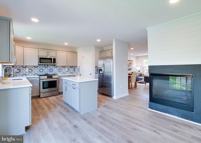 22985 Whitehall Terrace unit UL 2, Sterling, VA 20166 - photo 6