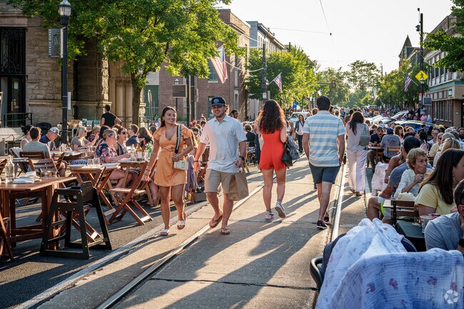 State Street is closed to traffic for Media's Dining Under the Stars event.