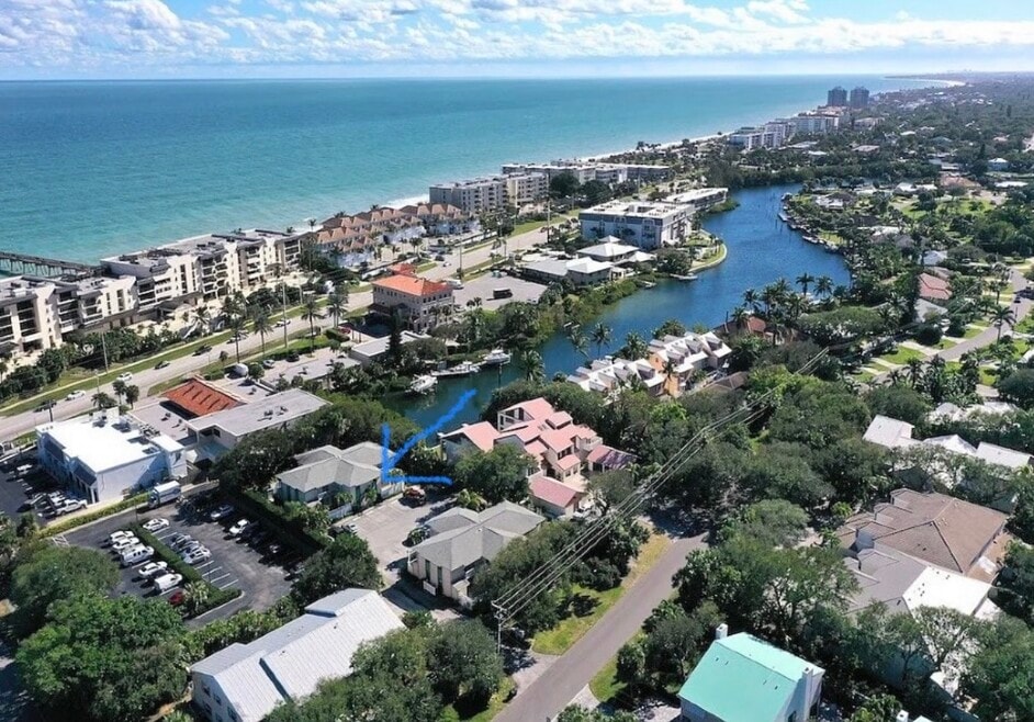 4890 Bethel Creek Dr, Vero Beach, FL 32963 - photo 1