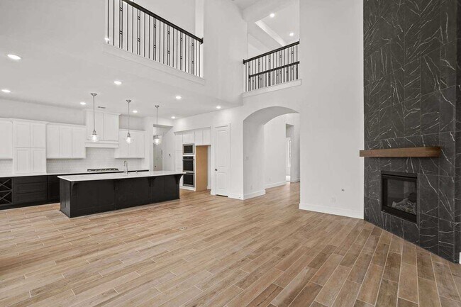 129 Ribera Dr, Liberty Hill, TX 78642 - photo 7