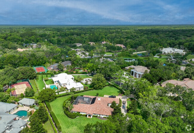 Residents enjoy peaceful living in Alaqua, close to Orlando’s vibrant attractions.