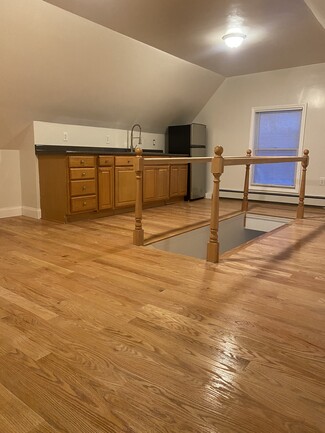 48 Nashua St Unit 3rd floor, Woburn, MA 01801
