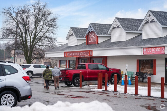 Residents of West Merrillville enjoy an early breakfast at Toast and Jam.