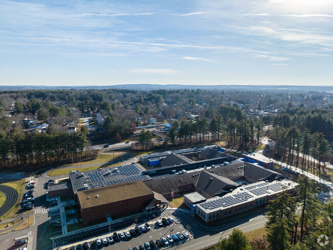 Pennichuck Middle School in Nashua, NH serves grades 6-8.