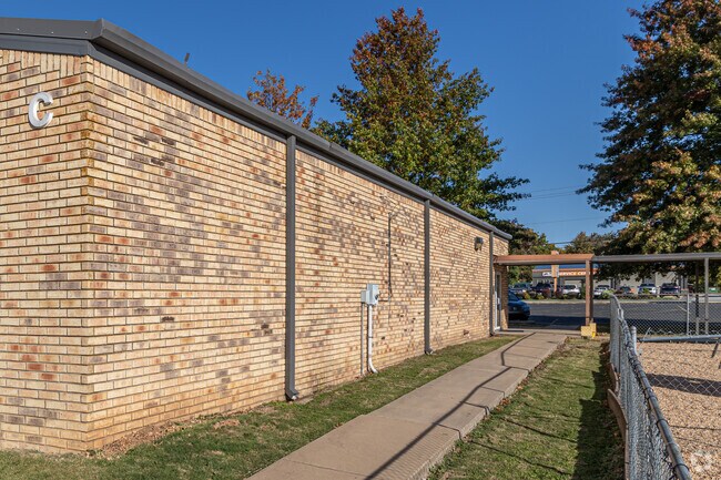 Life Way Christian School has a student-teacher ratio of 9 to 1.