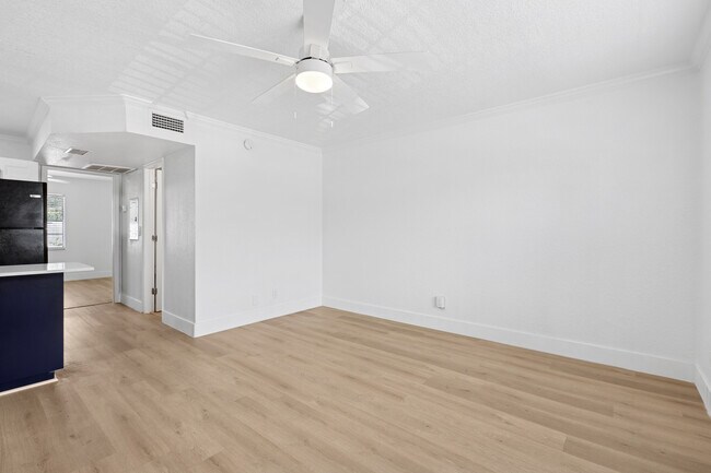 Harper Flats, Tampa, FL 33616 - photo 3