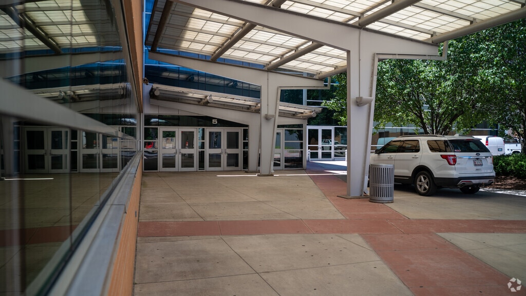 The main entrance to Ben Davis Ninth Grade Center Chapel in the Hill-Ben Davis neighborhood.
