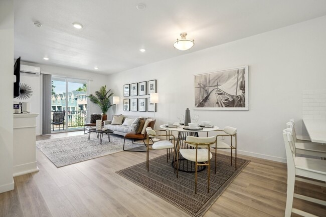 Holmes Park Townhomes, Oregon City, OR 97045 - photo 2