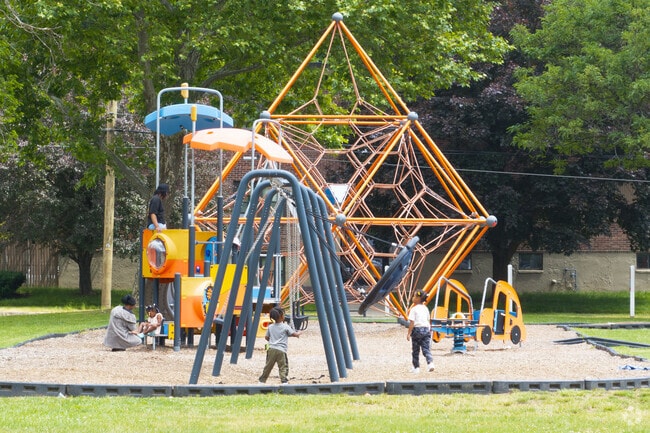 Livingston and Lake Park spans 1.6 acres with play areas for families.