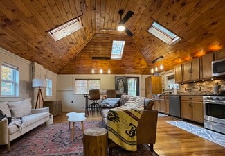 38 Swamp Rd, East Wakefield, NH 03830