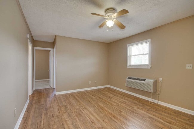 The Summit at the River, Tuscaloosa, AL 35404 - photo 5