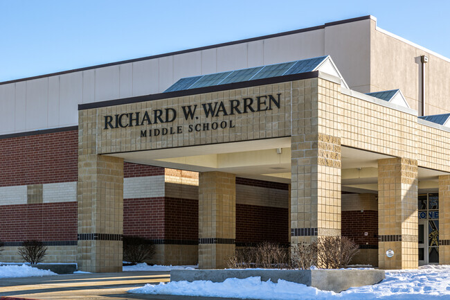 Richard Warren Middle School welcomes students from Leavenworth.