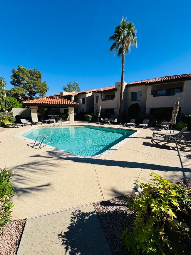 7008 E Gold Dust Ave Unit 125, Paradise Valley, AZ 85253