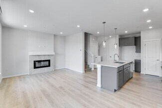 13217 NE 127th Way Unit C, Kirkland, WA 98034