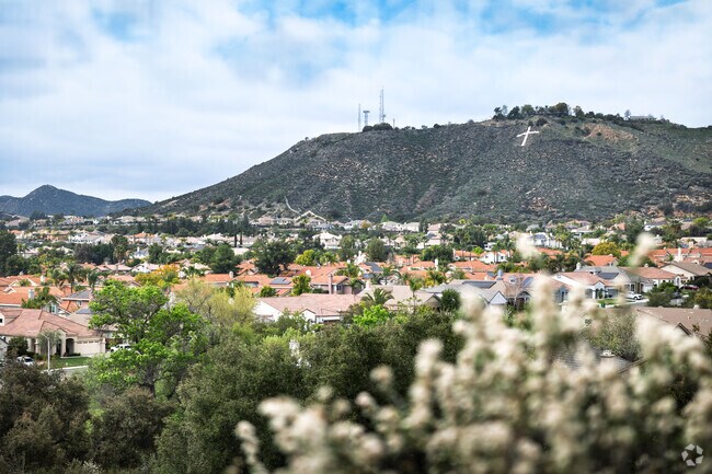 Residents enjoy the sunny Southern California weather in Murrieta Oaks.