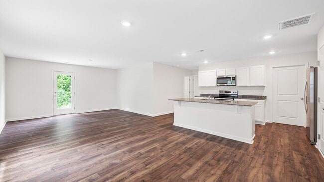 160 English Oak Ln unit 38505832, Athens, TN 37303 - photo 6