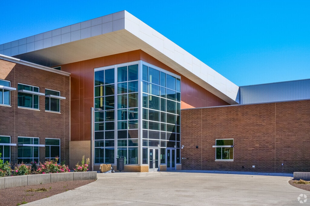 Riverdale Ridge High School is an above average school in Thornton with a B grade on Niche.
