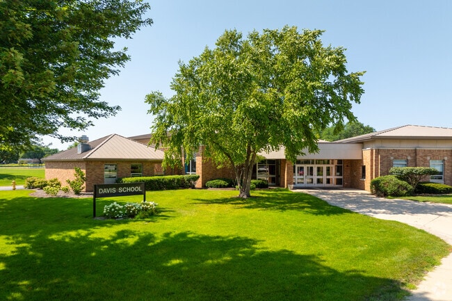 Davis Primary School in St. Charles is highly-diverse and well ranked.