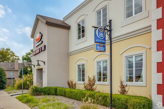 Siegie's in Chimney Hills offers fresh made sausage and food options.