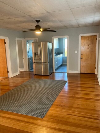 56 Howland St Unit 2nd floor, Fall River, MA 02724