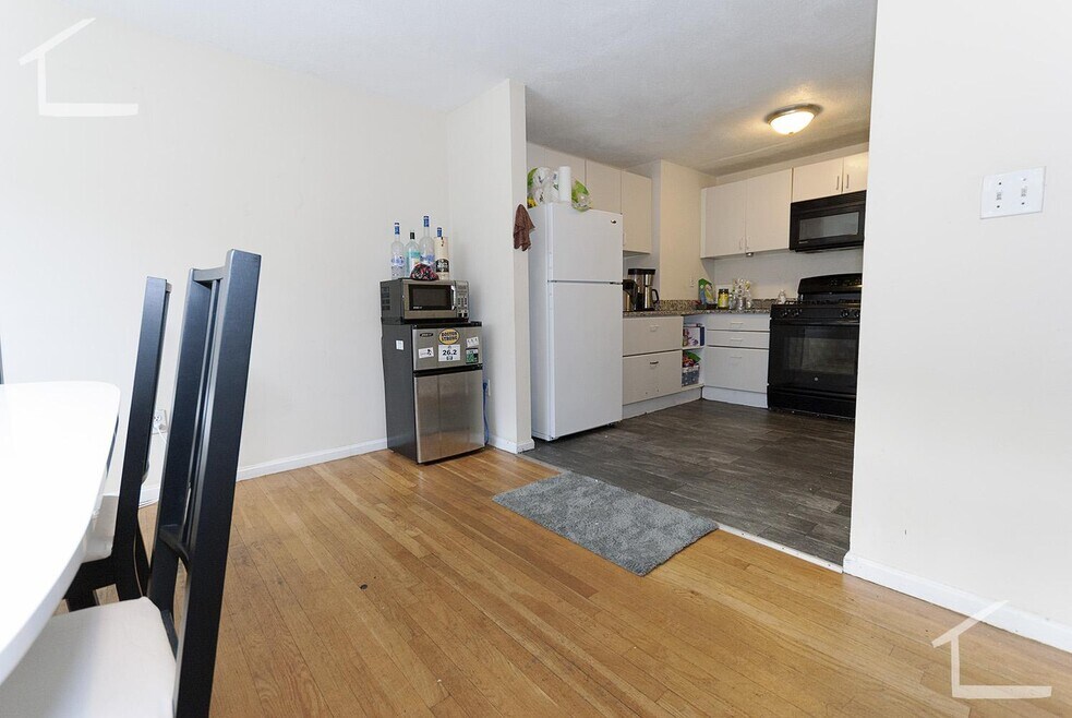 127 Glenville Ave unit 1, Allston, MA 02134 - photo 1