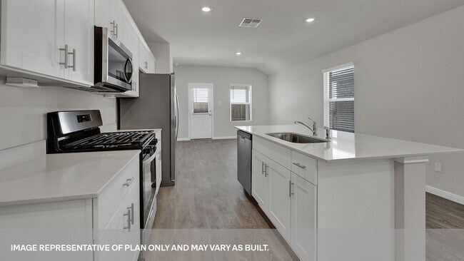 129 Raymondville Path, San Marcos, TX 78666 - photo 6