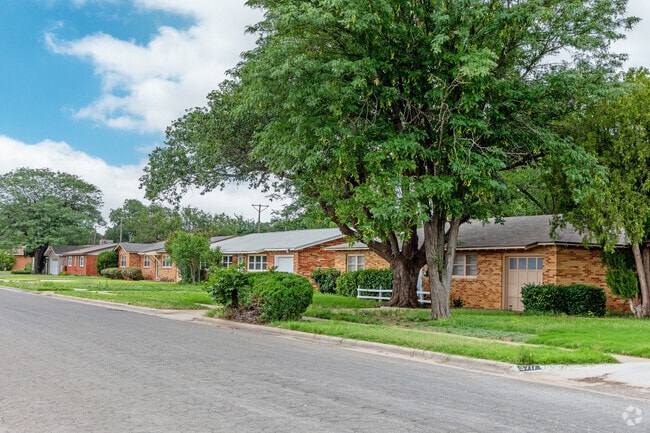 Many homes in Clapp Park are brick ranchers.