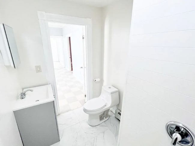 23 Osborn St unit 1, Providence, RI 02908 - photo 5