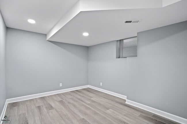 5329 N Central Ave unit 1, Chicago, IL 60630 - photo 7