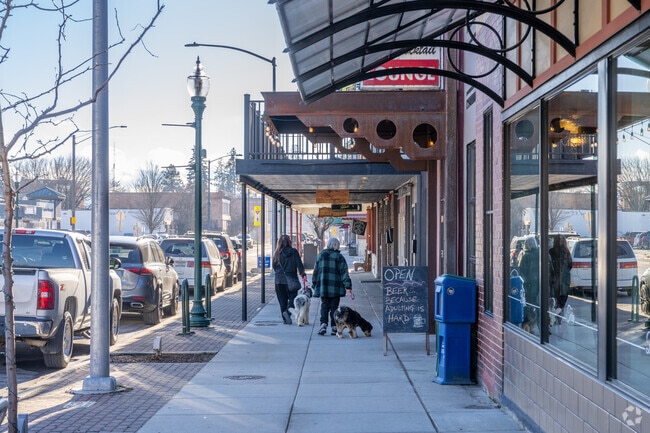 many locals enjoy walking around the shops in downtown Sandpoint.