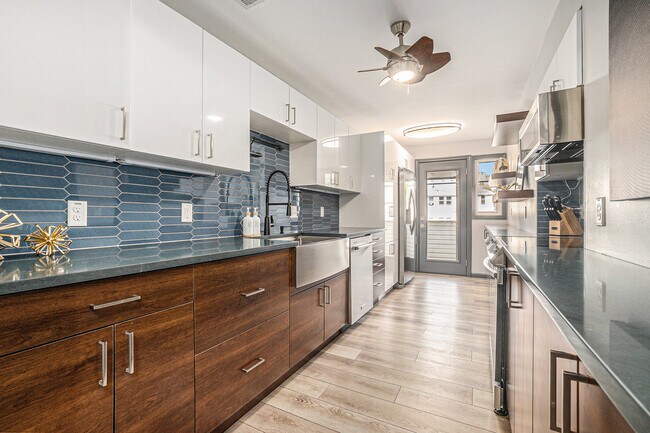 112 S 37th St unit Ste 1122 Apt 2, Omaha, NE 68131 - photo 6