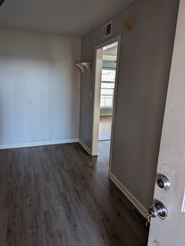 4405 Barnett St Unit C, Metairie, LA 70006